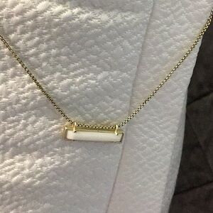 KENDRA SCOTT gold bar necklace